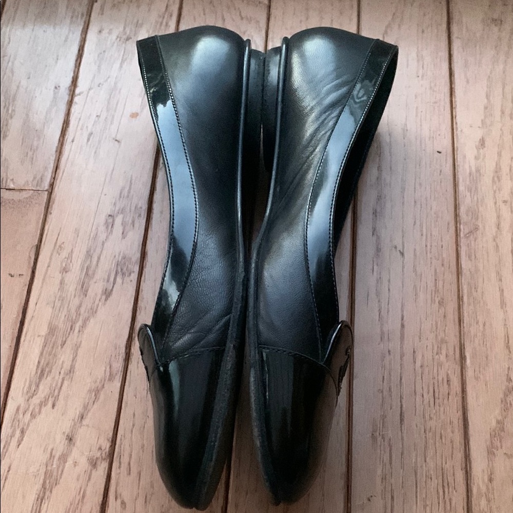 Chanel Classic Flats - Picture 3 of 16